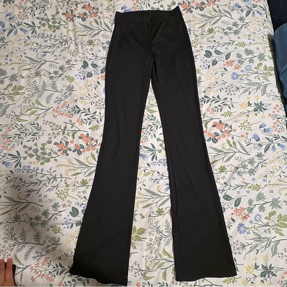 H&M Pants - Picture 2 of 2